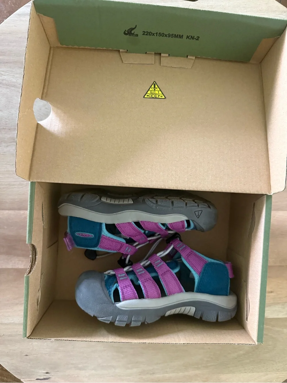 KEEN Kids